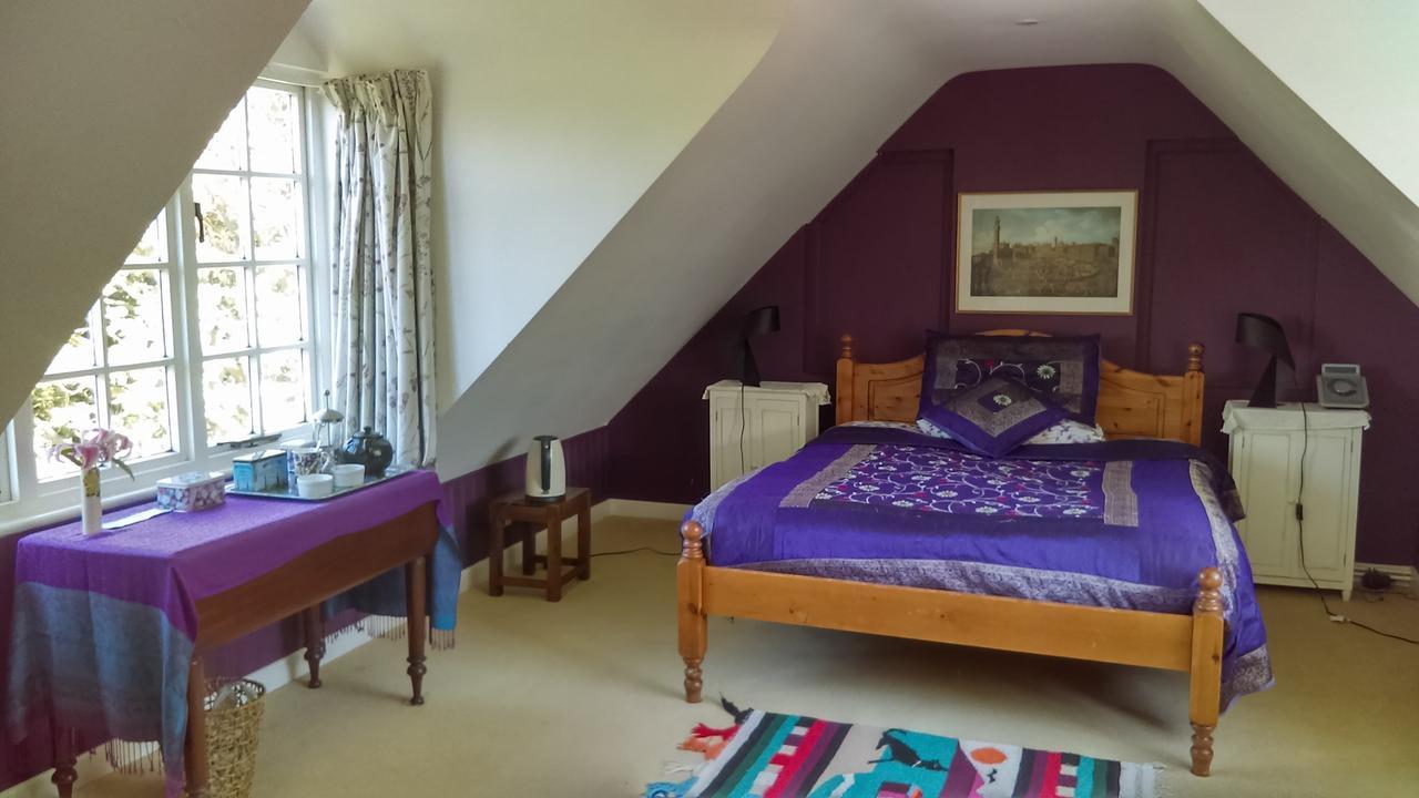 Orchard Pond Bed & Breakfast Duxford Exterior photo